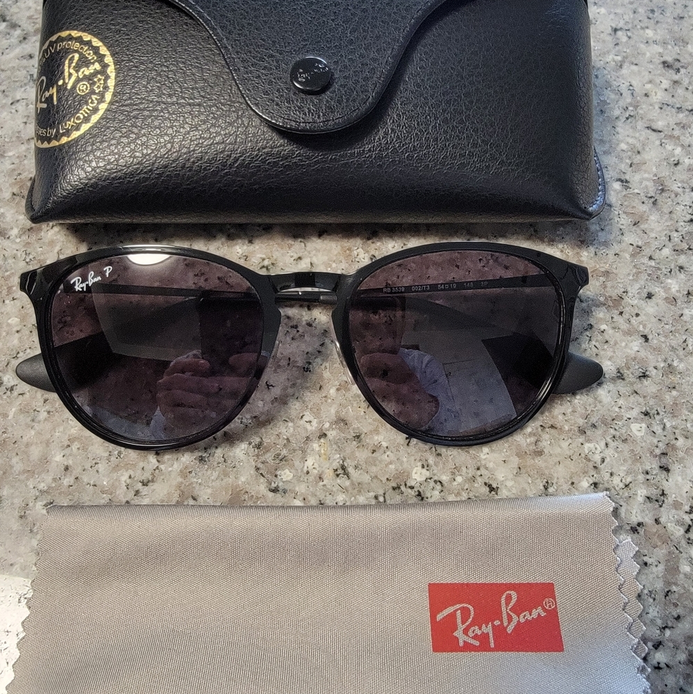 Ray-Ban Erica Polarized Sunglasses with case